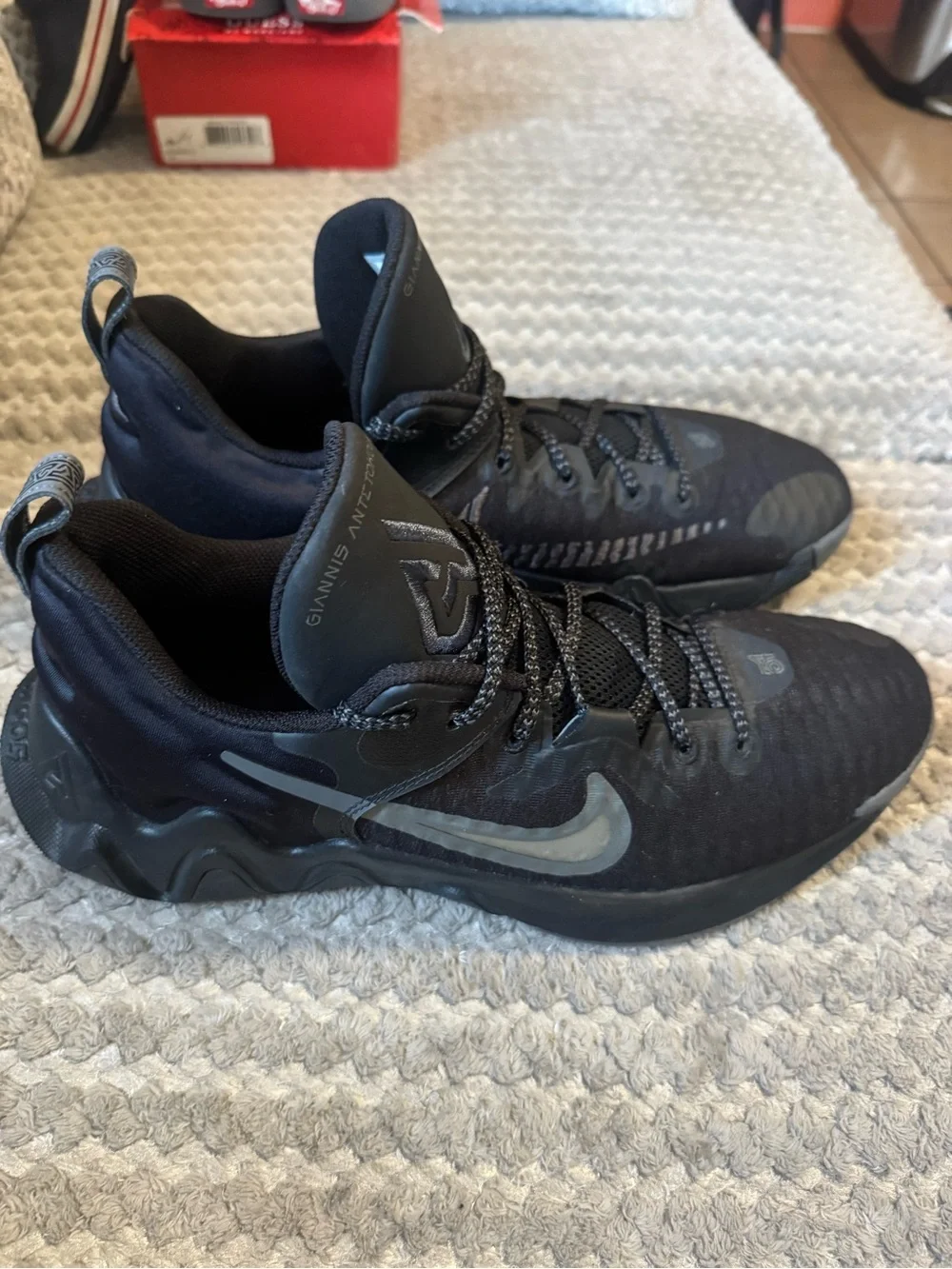 Nike Black and Dark Gray Low-Top Basketball Sneakers